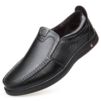 2020 Novo pravo Usnje Moške Priložnostne Čevlji Stanovanj Formalno Obleko Čevlje priročen ročaj Zdrsne na Črno Mens Loafers Dihanje Moški Obutev
